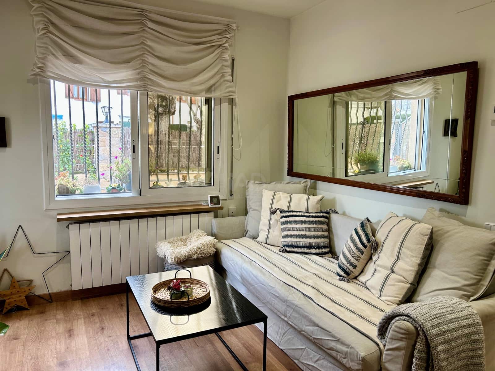 4 Zimmer Haus zu verkaufen in Barcelona Stadt - 495.000 € (Ref: 9991353)