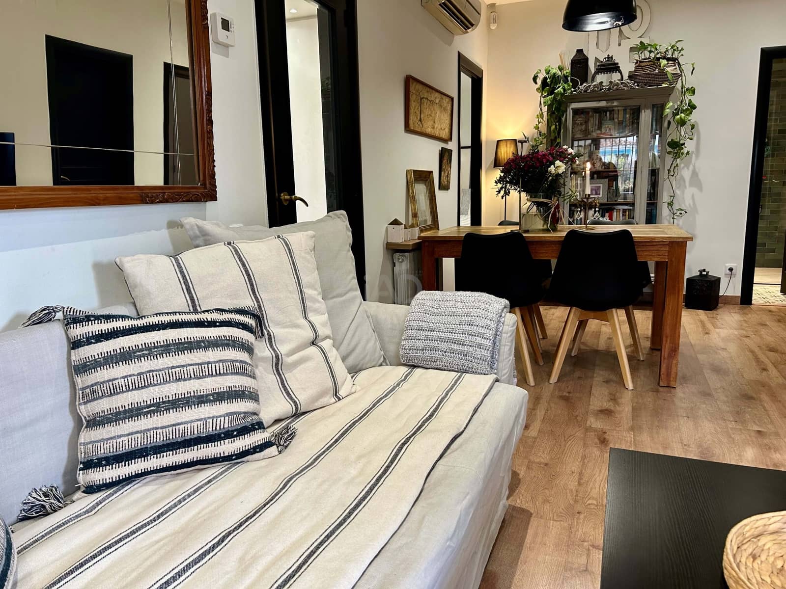 4 Zimmer Haus zu verkaufen in Barcelona Stadt - 495.000 € (Ref: 9991353)