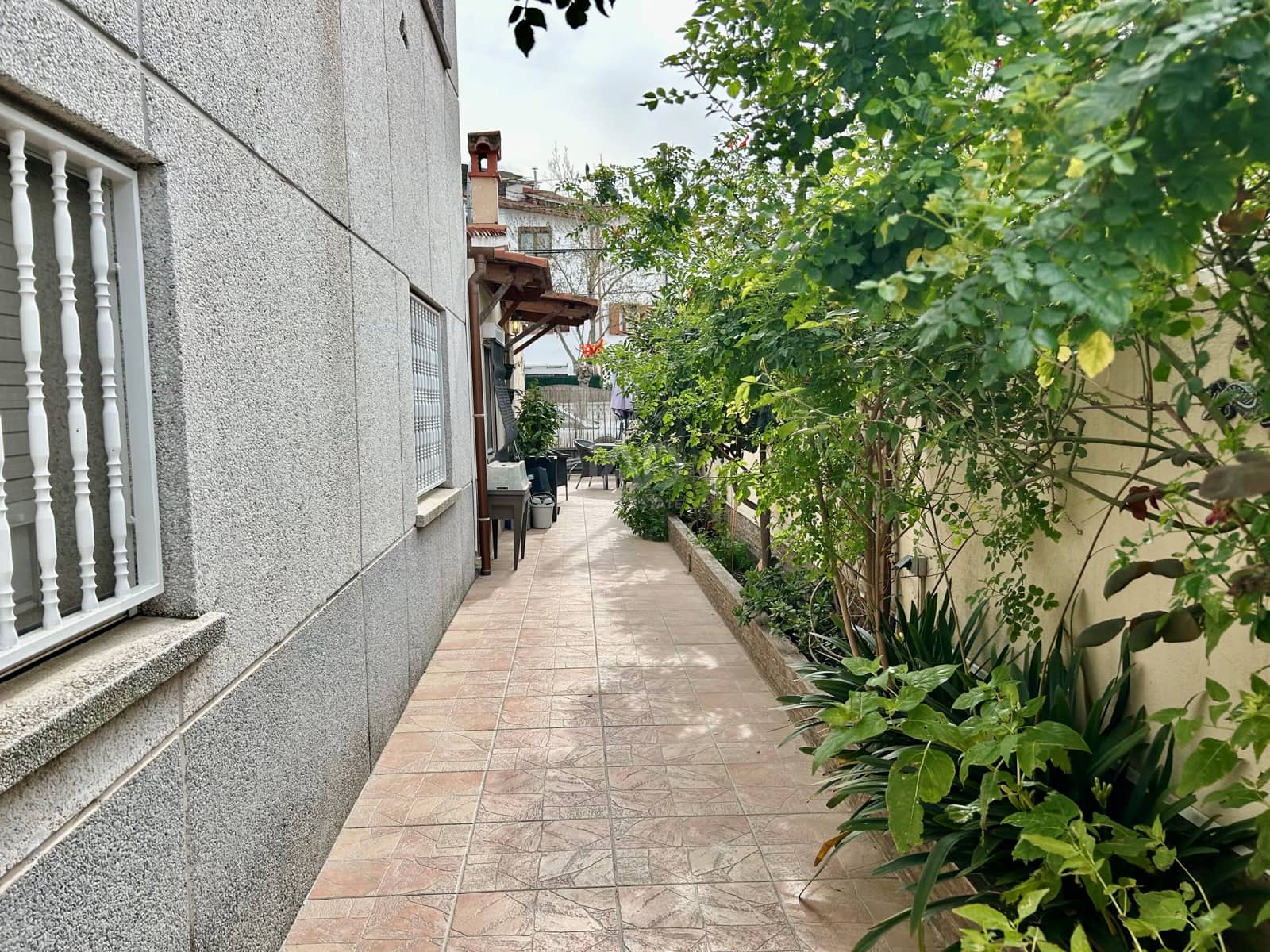 4 Zimmer Haus zu verkaufen in Barcelona Stadt - 495.000 € (Ref: 9991353)