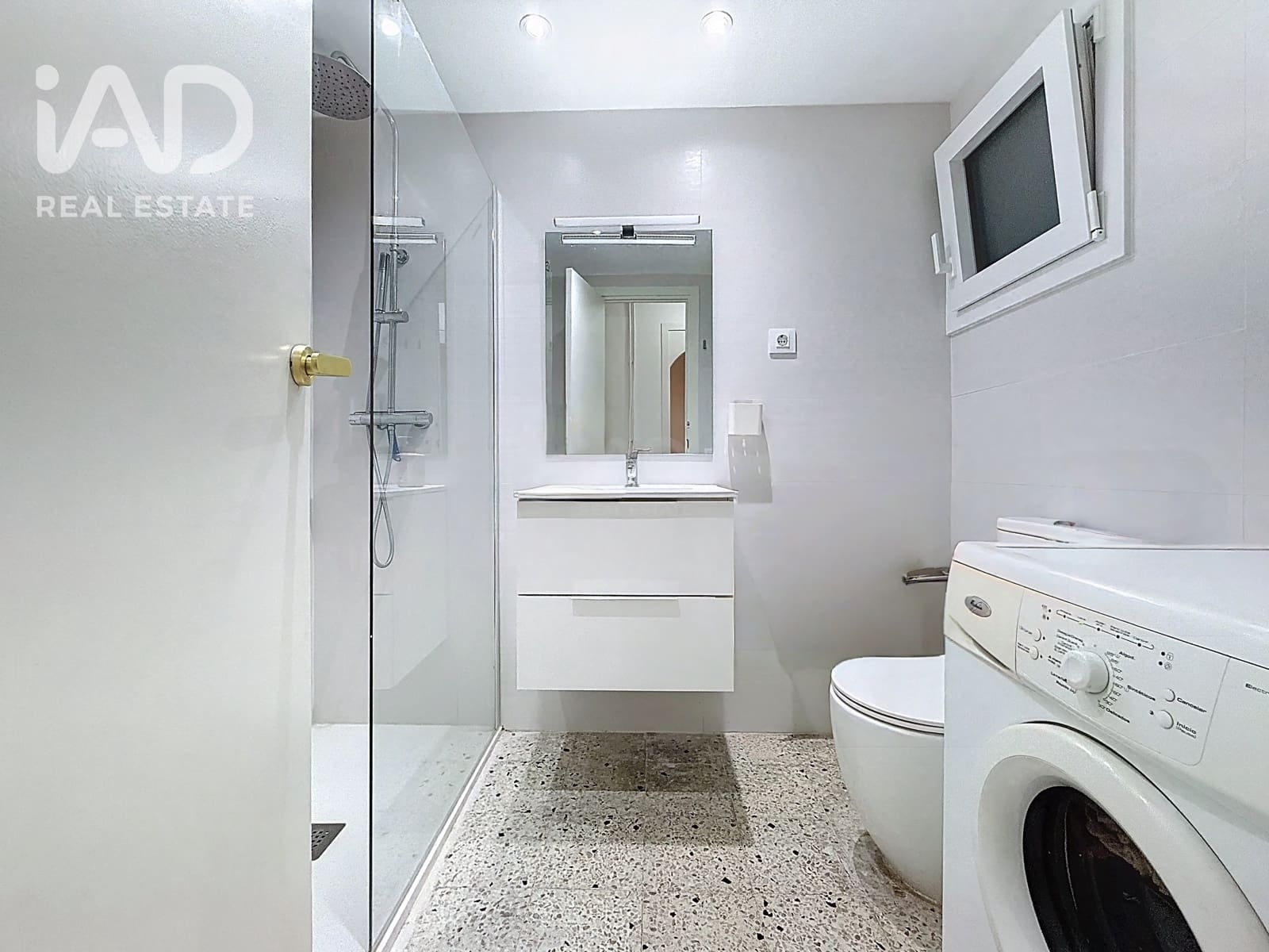 2 sypialnia Apartament na sprzedaż w Miasto Barcelona - 145 000 € (Ref: 9991354)