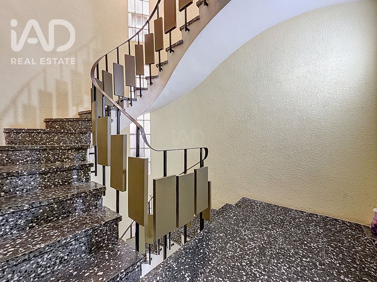 2 sypialnia Apartament na sprzedaż w Miasto Barcelona - 145 000 € (Ref: 9991354)