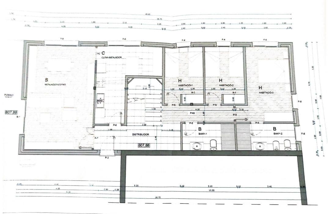 Bouwgrond te koop in Barcelona stad - € 196.000 (Ref: 9991355)
