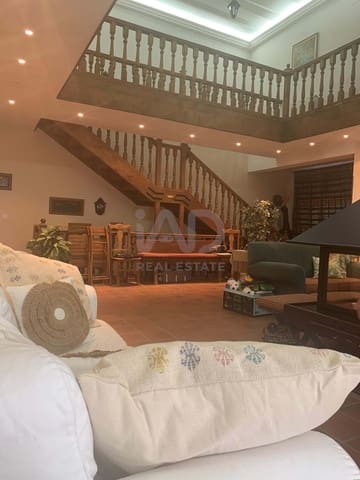 Moradia para venda em Ávila cidade com piscina - 399 000 € (Ref: 9991356)