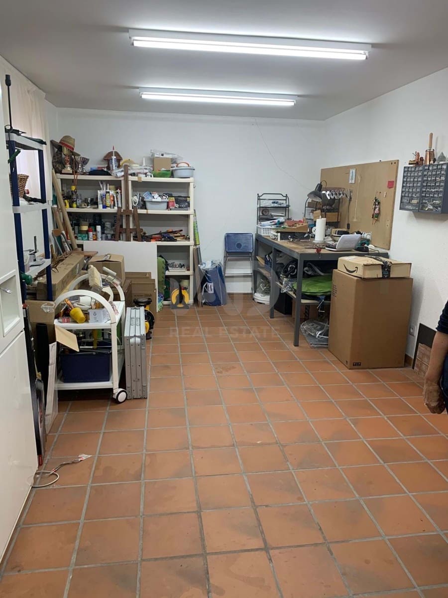 Huvila myytävänä paikassa Avila kaupunki mukana uima-altaan - 399 000 € (Ref: 9991356)