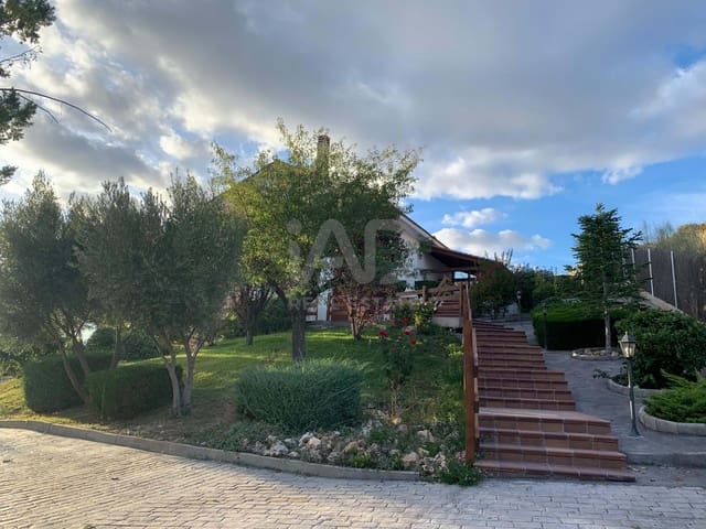Moradia para venda em Ávila cidade com piscina - 399 000 € (Ref: 9991356)