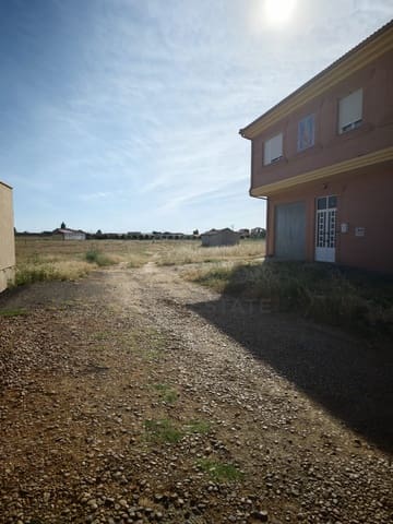 Bouwgrond te koop in León stad - € 31.900 (Ref: 9991358)