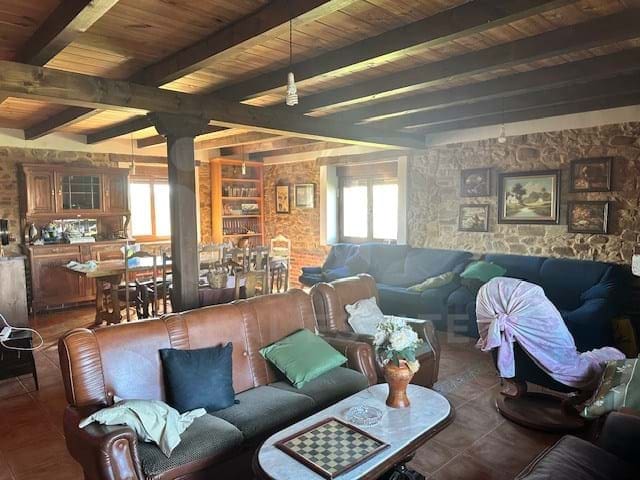 7 slaapkamer Finca/Landhuis te koop in Leon stad - € 348.000 (Ref: 9991359)