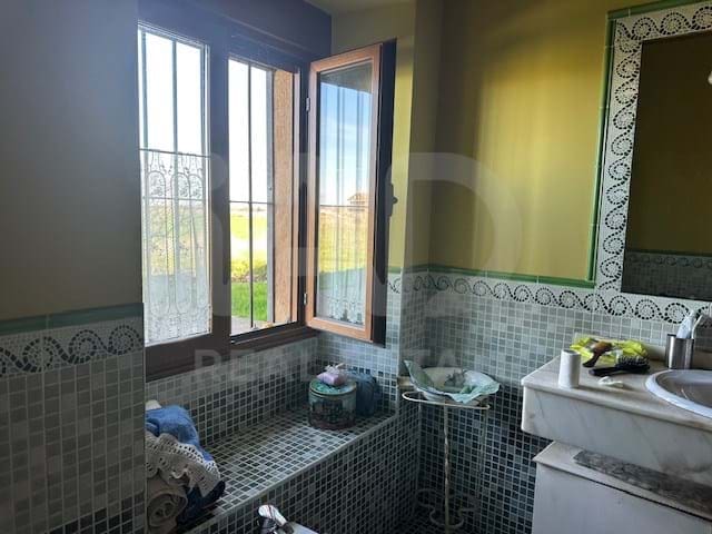 7 slaapkamer Finca/Landhuis te koop in Leon stad - € 348.000 (Ref: 9991359)