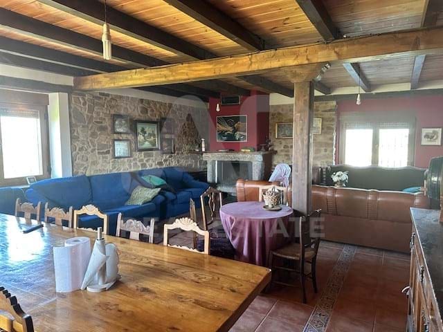 7 slaapkamer Finca/Landhuis te koop in Leon stad - € 348.000 (Ref: 9991359)