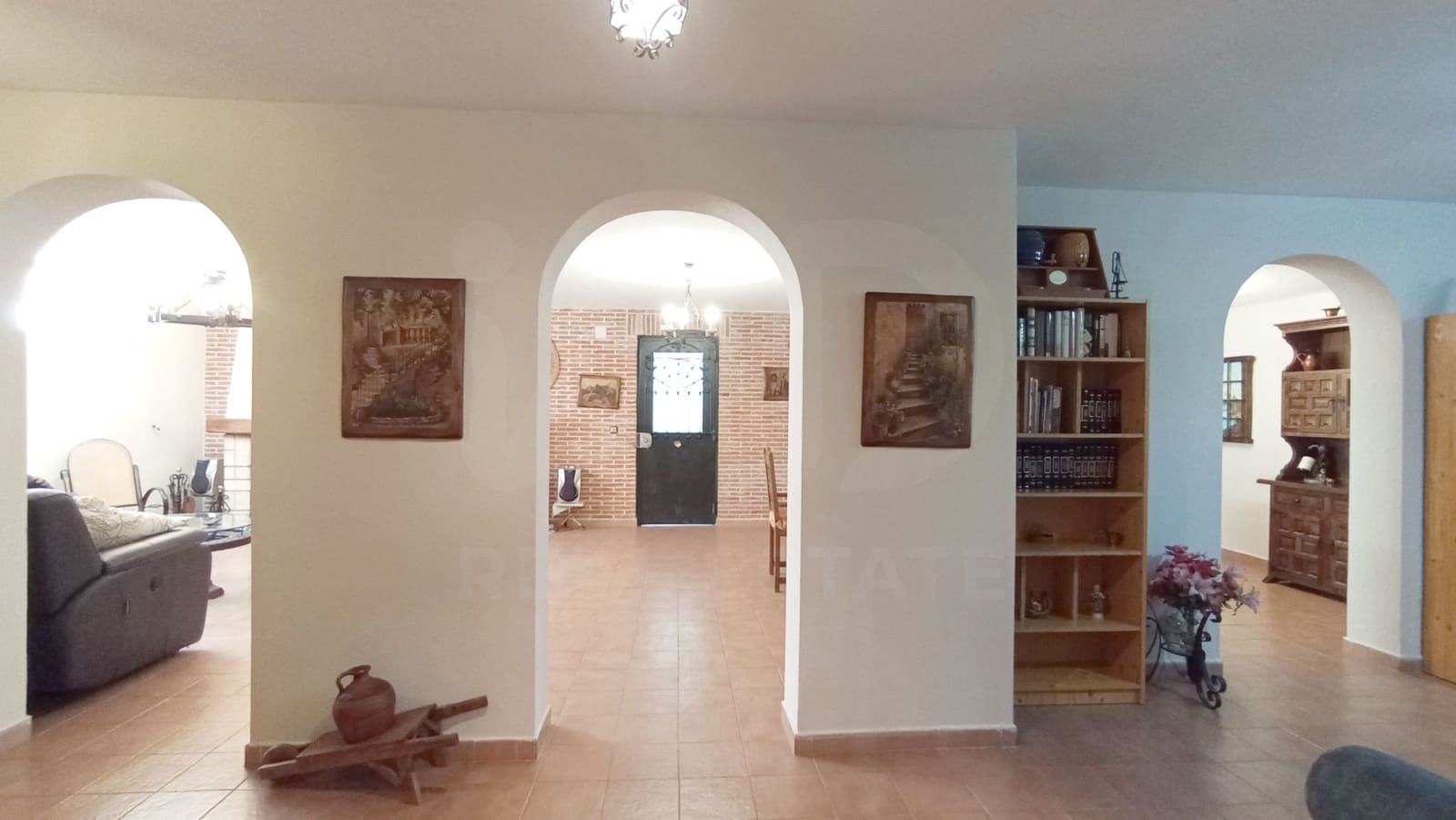 5 sypialnia Dom na sprzedaż w Miasto Madryt z basenem garażem - 640 000 € (Ref: 9991360)