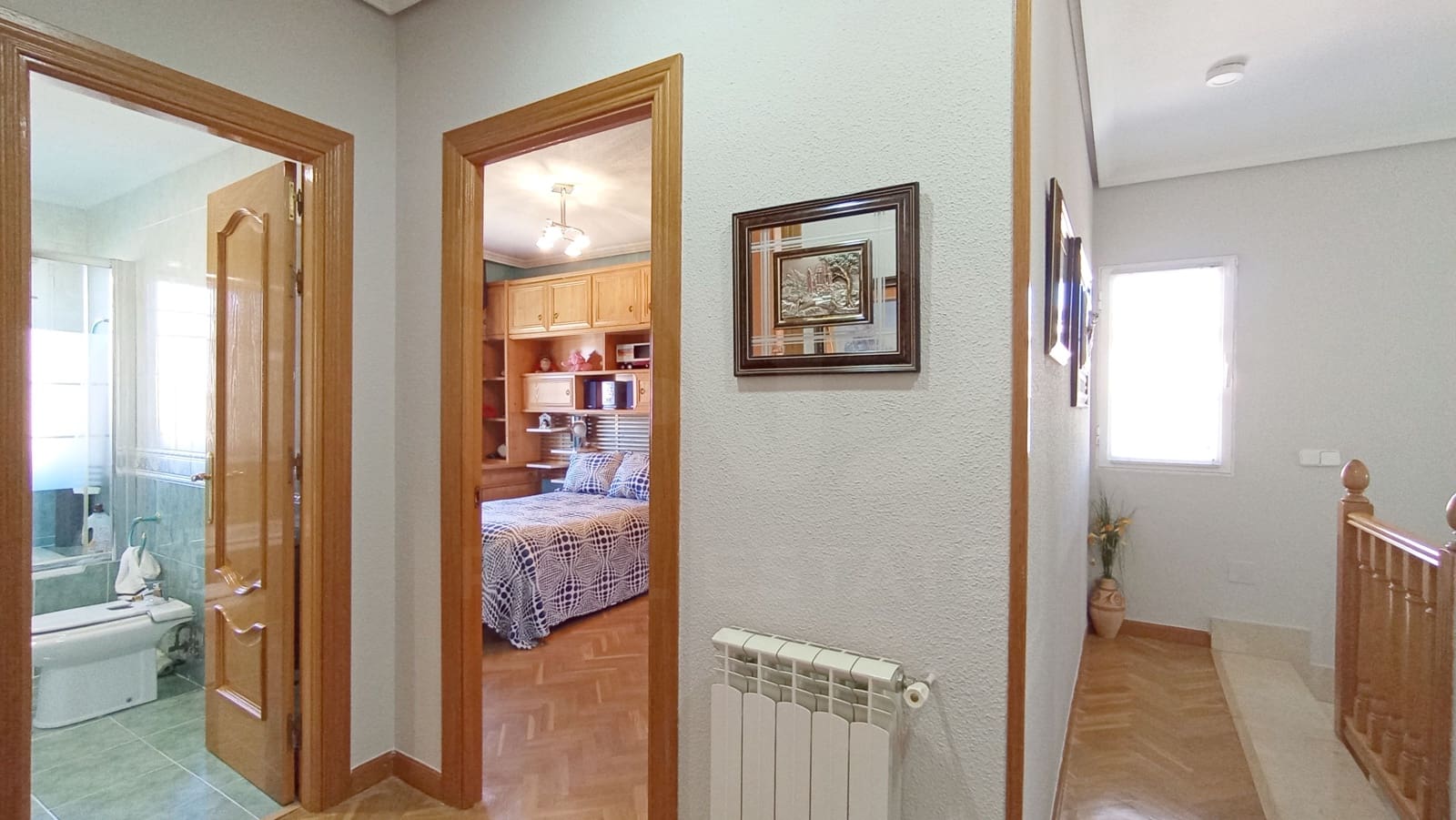 5 sypialnia Dom na sprzedaż w Miasto Madryt z basenem garażem - 640 000 € (Ref: 9991360)