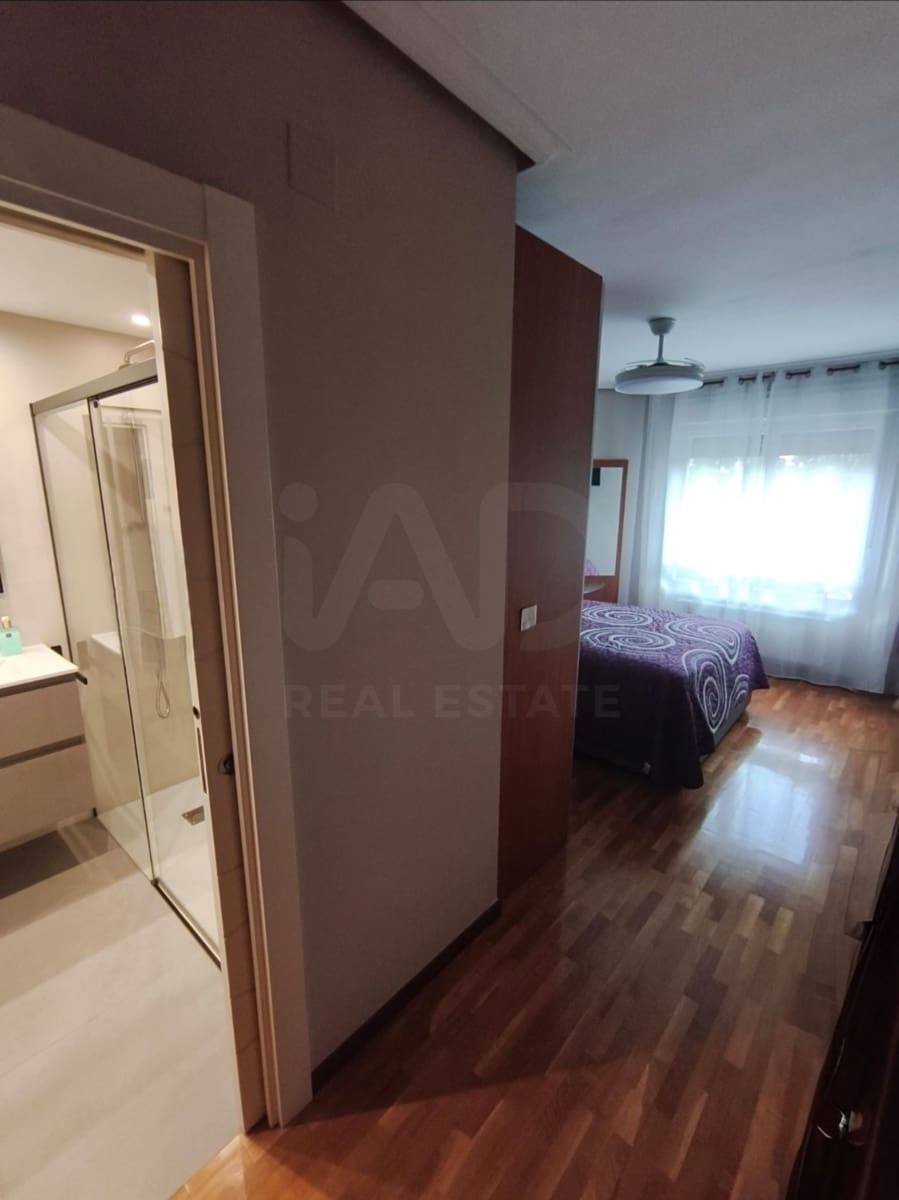 3 sovrum Lägenhet till salu i Logrono med garage - 287 000 € (Ref: 9991362)