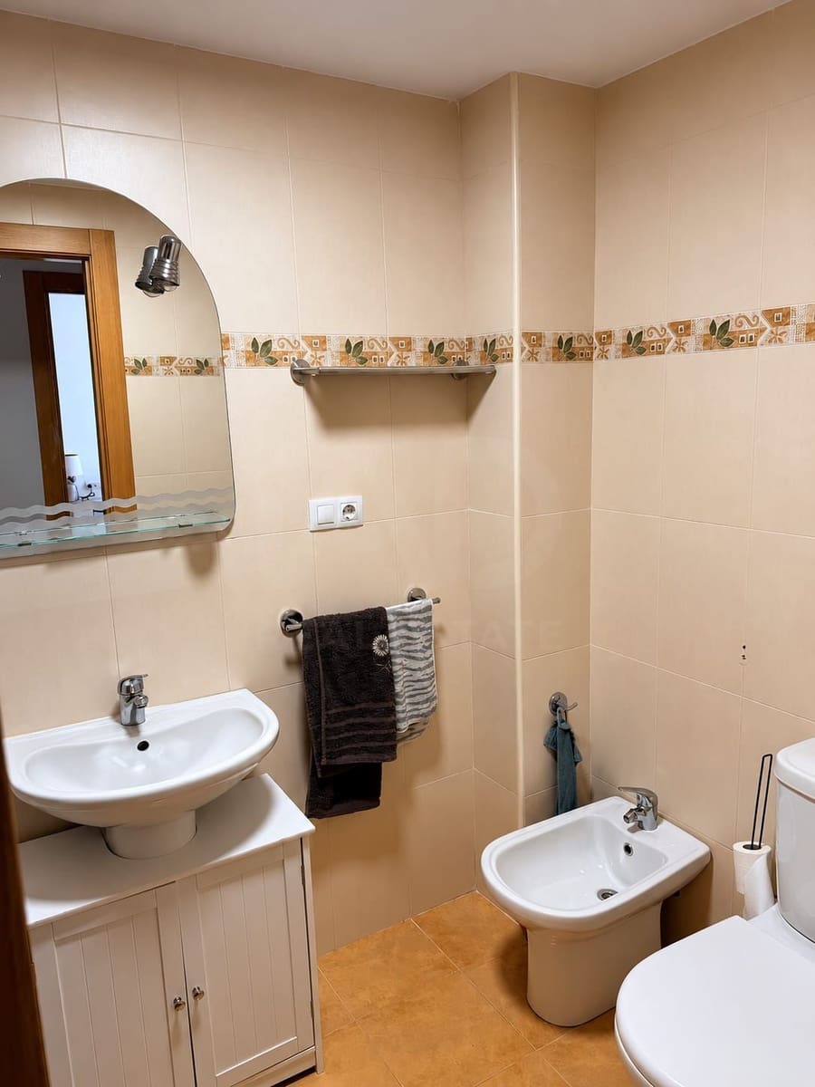 2 slaapkamer Appartement te koop in Leon stad met garage - € 129.000 (Ref: 9991363)