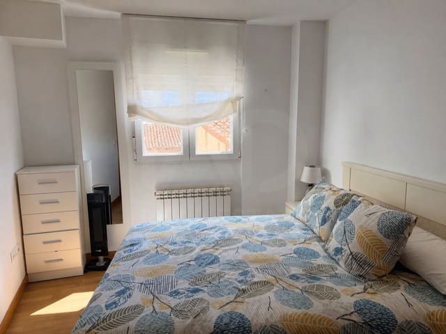 2 slaapkamer Appartement te koop in León stad met garage - € 129.000 (Ref: 9991363)