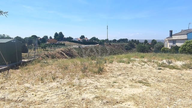 Tomt till salu i Madrid stad - 64 000 € (Ref: 9991364)