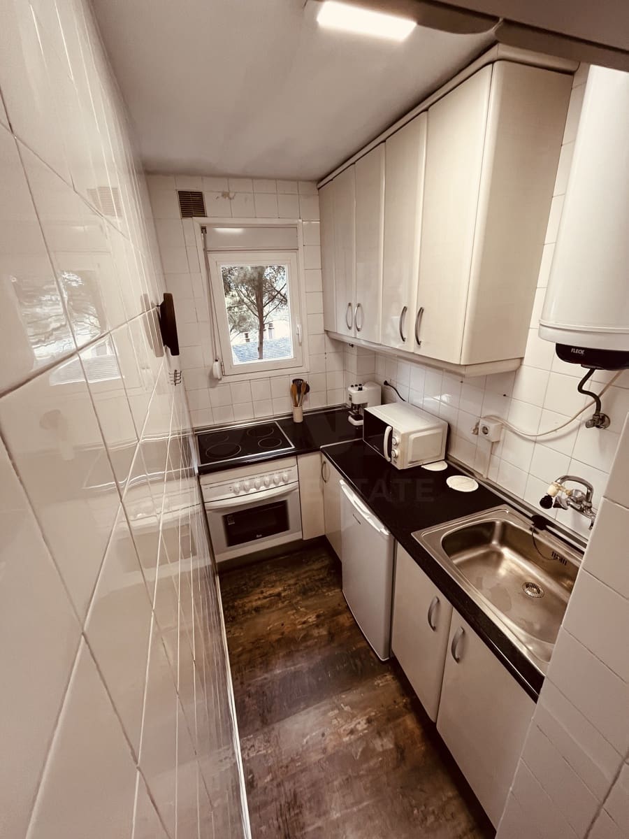 Huoneisto myytävänä paikassa Madrid kaupunki - 89 000 € (Ref: 9991365)