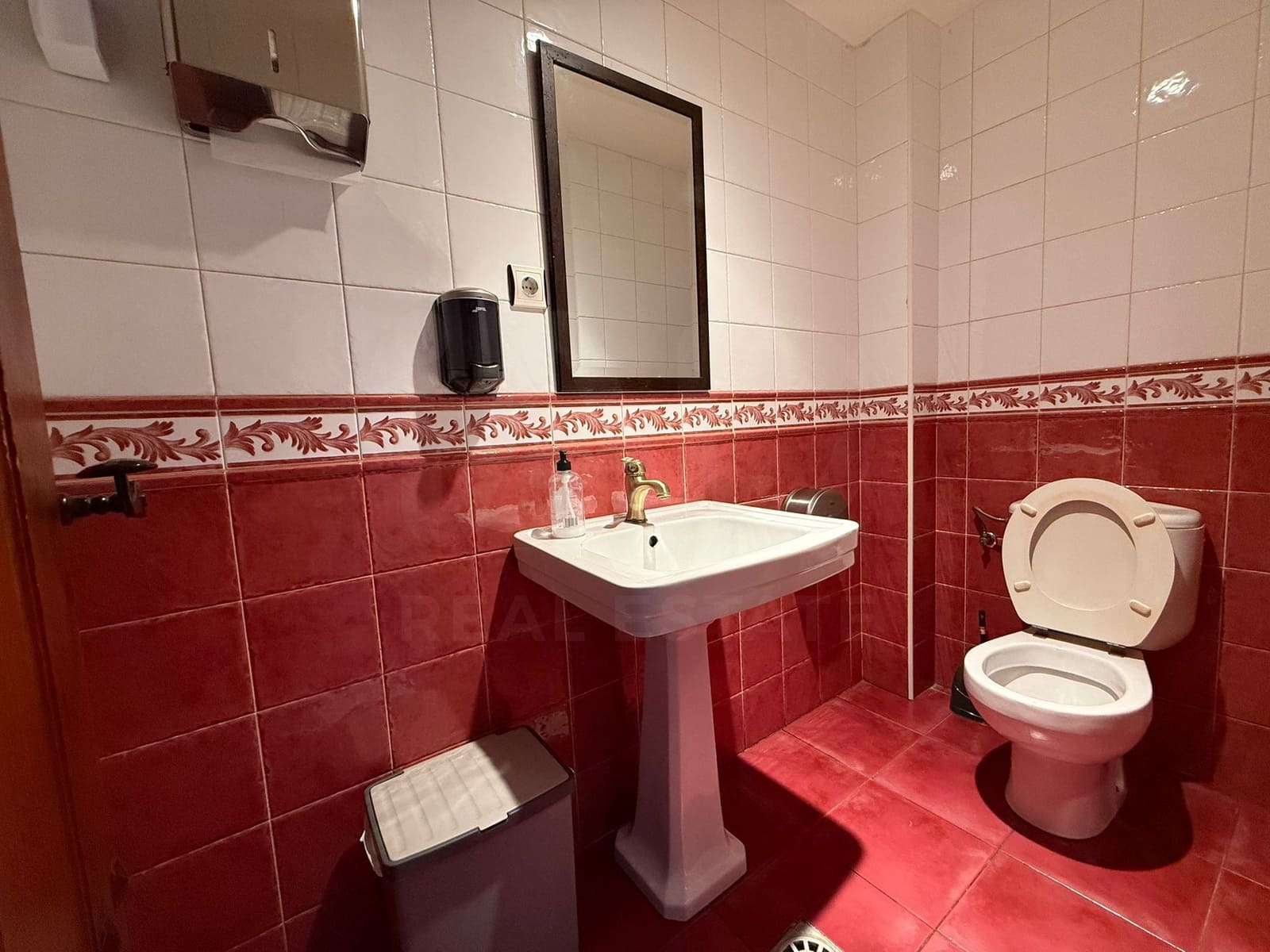 3 chambre Maison de Ville à vendre à Leon ville - 365 000 € (Ref: 9991366)