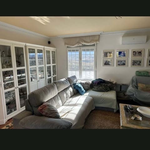 4 quarto Casa em Banda para venda em Huércanos com piscina garagem - 560 000 € (Ref: 9991367)