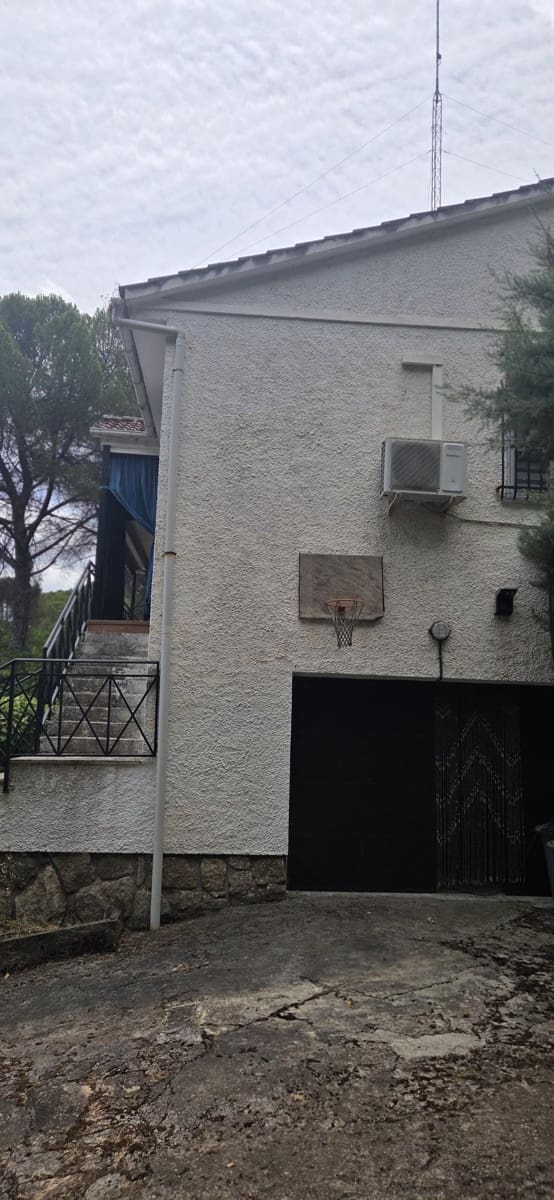 4 chambre Maison de Ville à vendre à Madrid ville avec piscine garage - 339 000 € (Ref: 9991369)