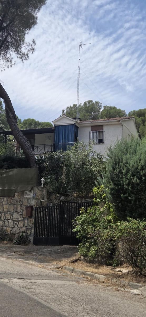4 chambre Maison de Ville à vendre à Madrid ville avec piscine garage - 339 000 € (Ref: 9991369)