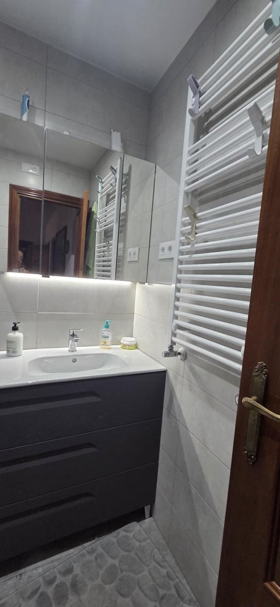 4 chambre Maison de Ville à vendre à Madrid ville avec piscine garage - 339 000 € (Ref: 9991369)