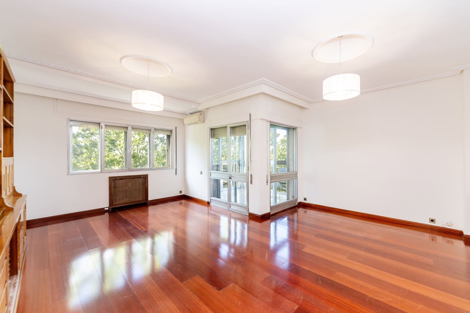 Apartamento de 5 habitaciones en Madrid ciudad en venta - 1.350.000 € (Ref: 9991370)