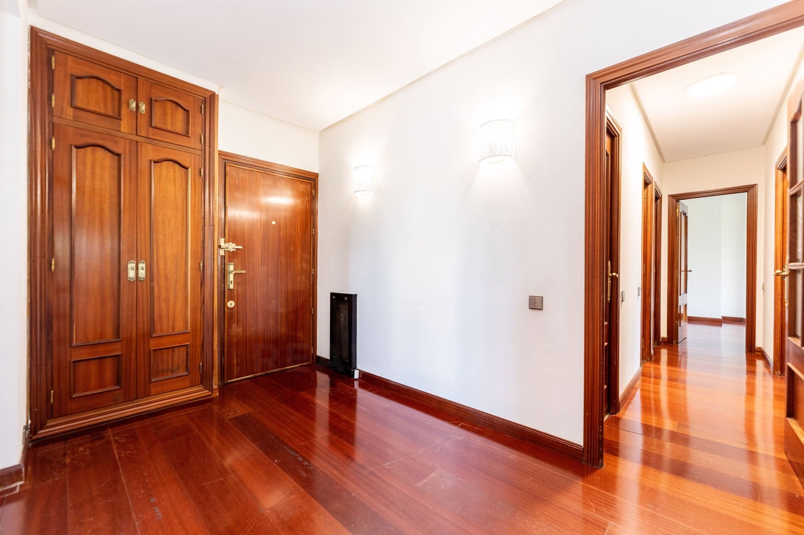 Apartamento de 5 habitaciones en Madrid ciudad en venta - 1.350.000 € (Ref: 9991370)