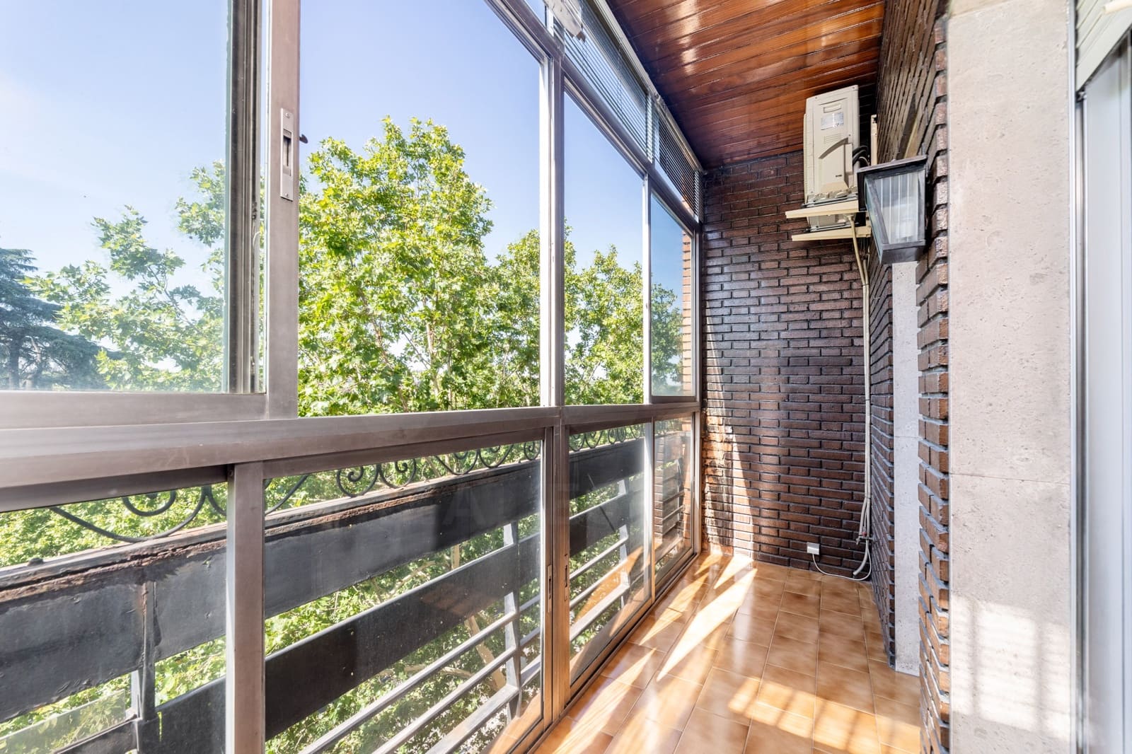 Apartamento de 5 habitaciones en Madrid ciudad en venta - 1.350.000 € (Ref: 9991370)