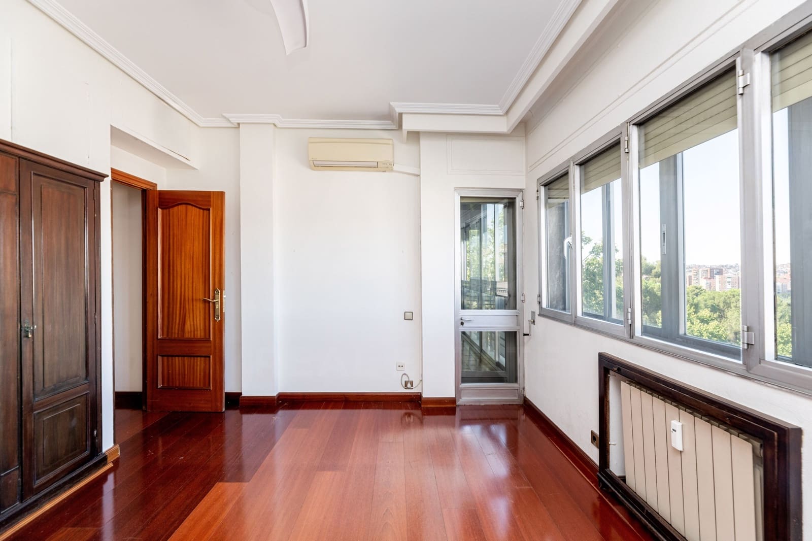 Apartamento de 5 habitaciones en Madrid ciudad en venta - 1.350.000 € (Ref: 9991370)
