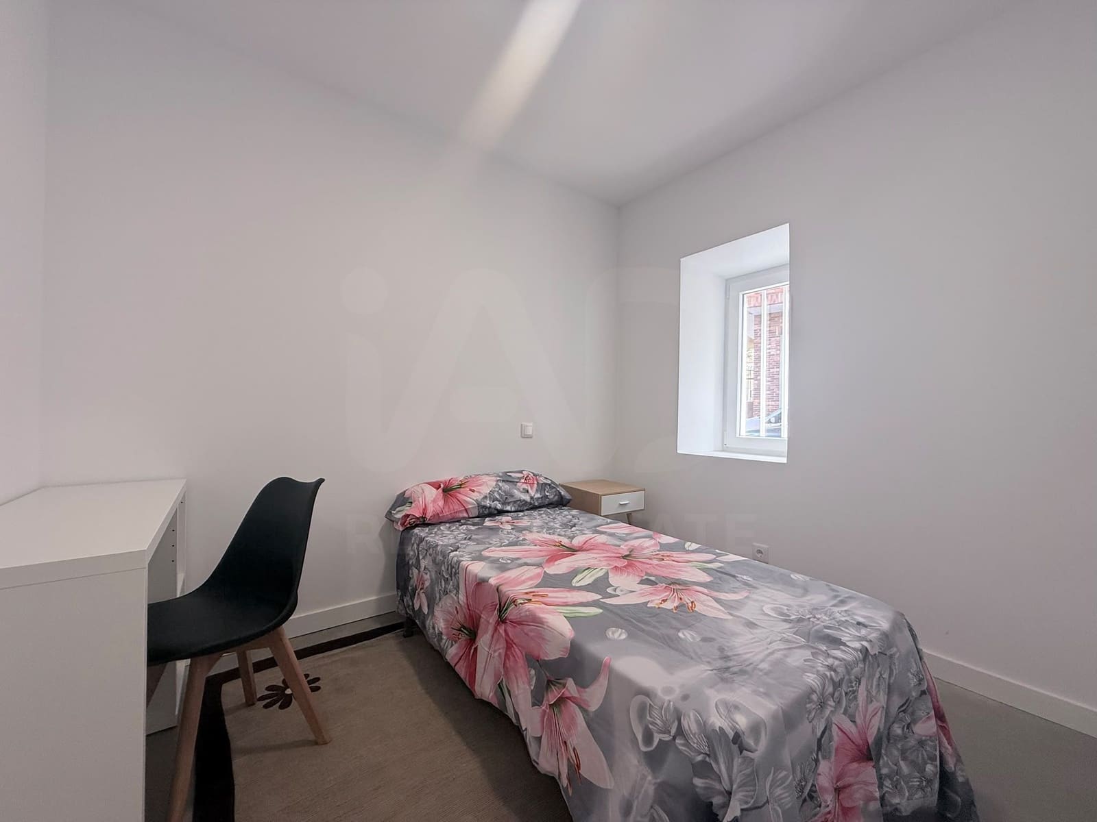 2 slaapkamer Rijtjeshuis te koop in Madrid stad - € 234.900 (Ref: 9991371)
