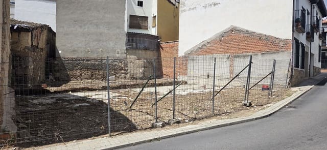 Tomt till salu i Madrid stad - 70 000 € (Ref: 9991373)