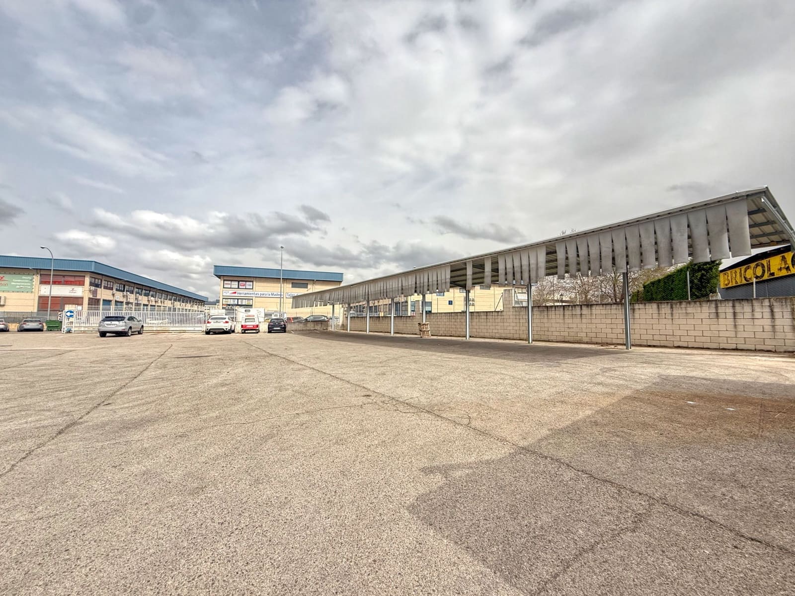 Commerciale in vendita in Madrid citta - 12.000.000 € (Rif: 9991374)