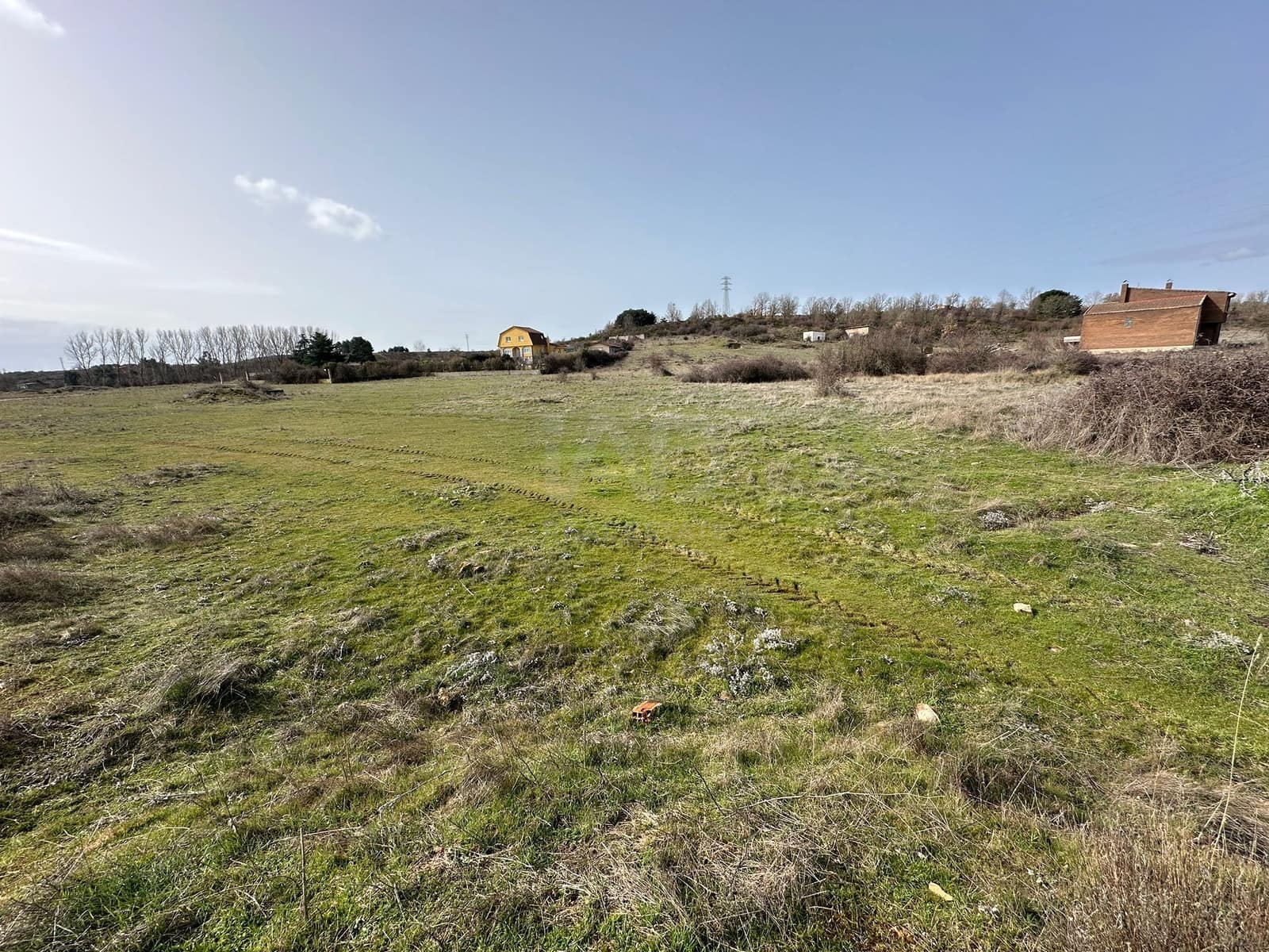 Terreno Não Urbanizado para venda em Leao cidade - 39 000 € (Ref: 9991376)