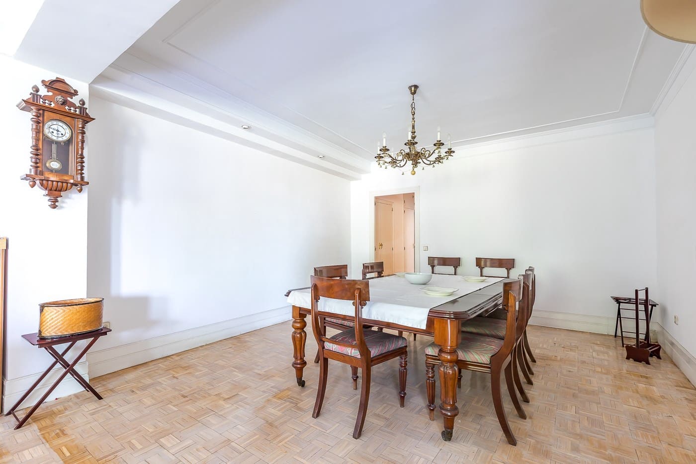 4 soveværelse Lejlighed til salg i Madrid by med garage - € 1.500.000 (Ref: 9991377)