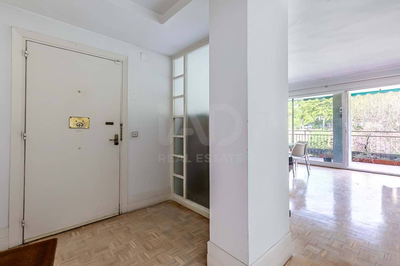 4 soveværelse Lejlighed til salg i Madrid by med garage - € 1.500.000 (Ref: 9991377)