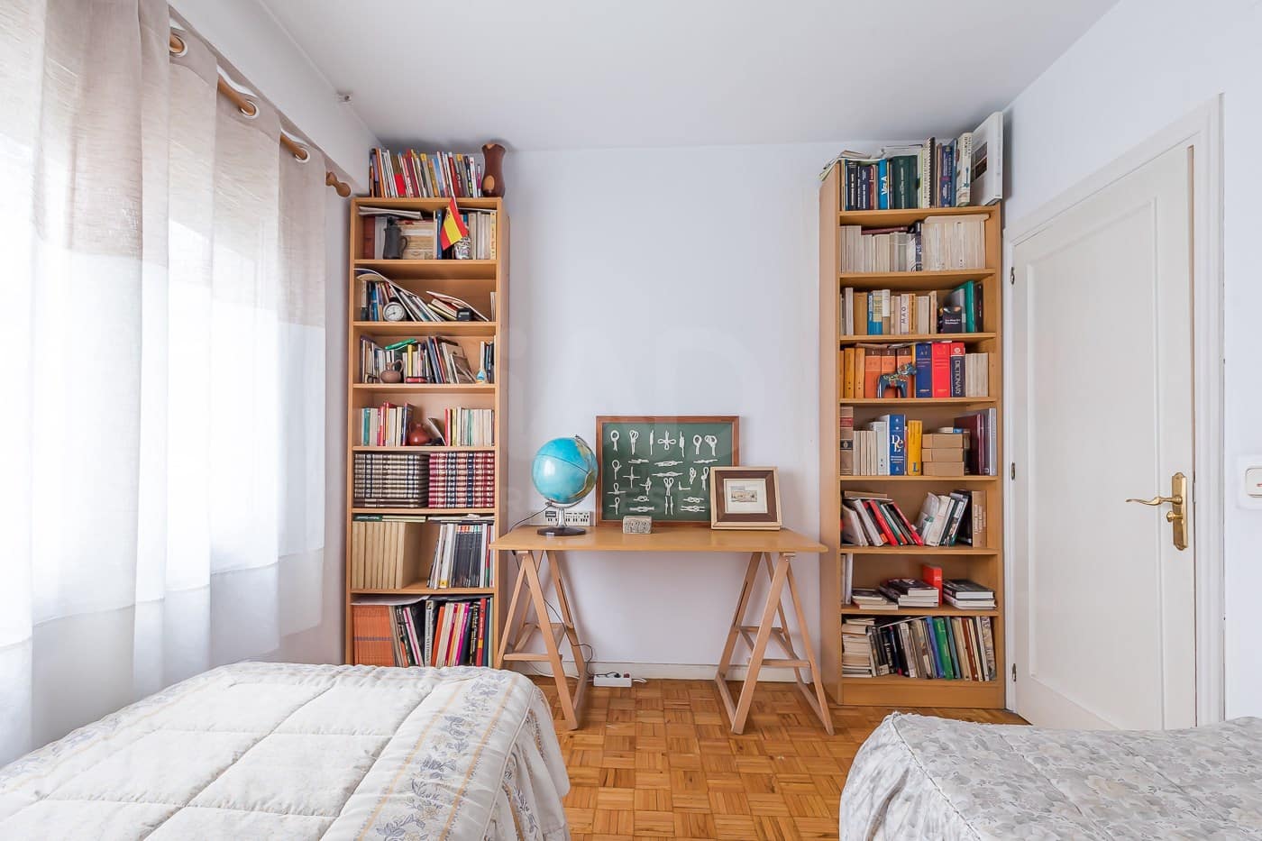 4 soveværelse Lejlighed til salg i Madrid by med garage - € 1.500.000 (Ref: 9991377)