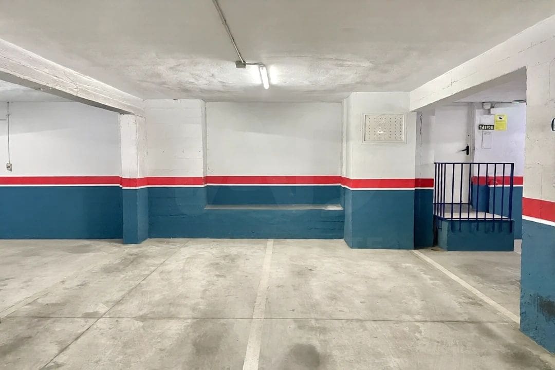 3 Zimmer Apartment zu verkaufen in Malaga Stadt mit Garage - 355.000 € (Ref: 9991379)