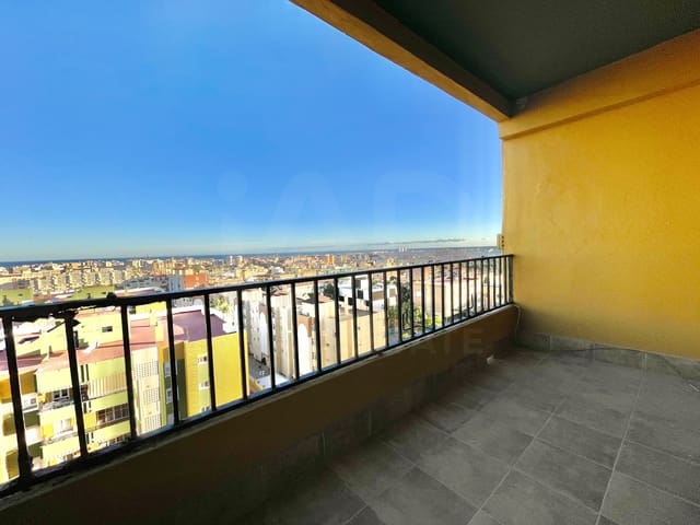 3 sovrum Lägenhet till salu i Teatinos, Málaga stad med garage - 355 000 € (Ref: 9991379)