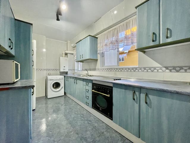 3 sovrum Lägenhet till salu i Teatinos, Málaga stad med garage - 355 000 € (Ref: 9991379)