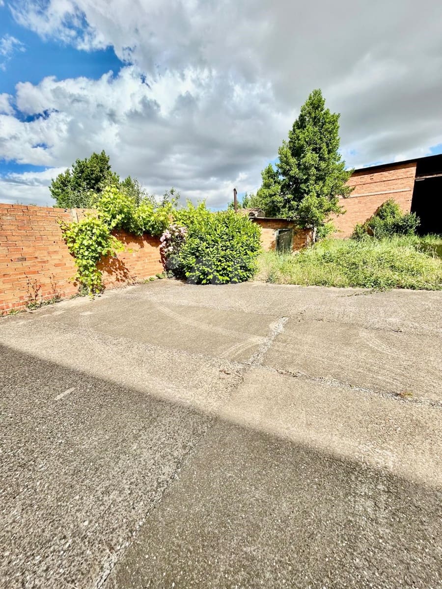 3 soveværelse Byhus til salg i Leon by med garage - € 180.000 (Ref: 9991380)