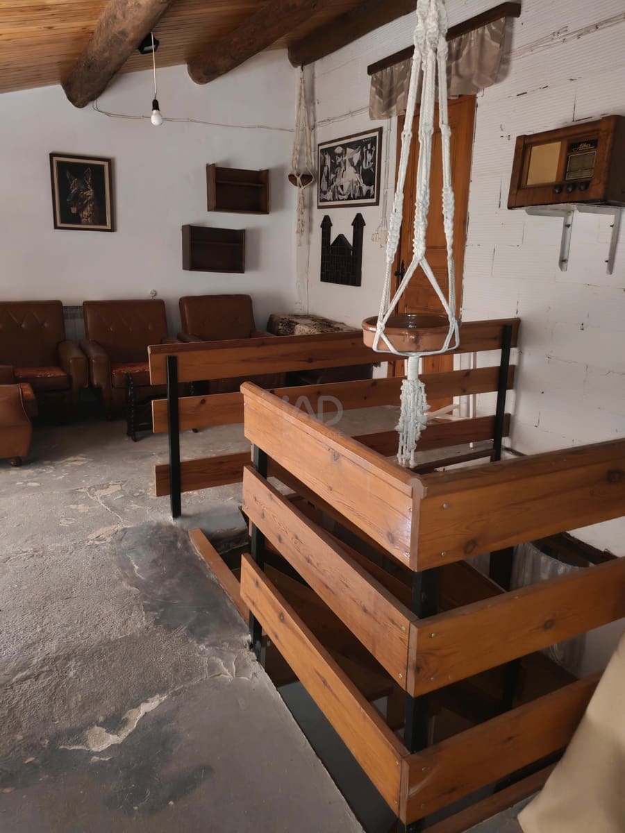 Hus til salgs i Lleida by - € 95 000 (Ref: 9991381)