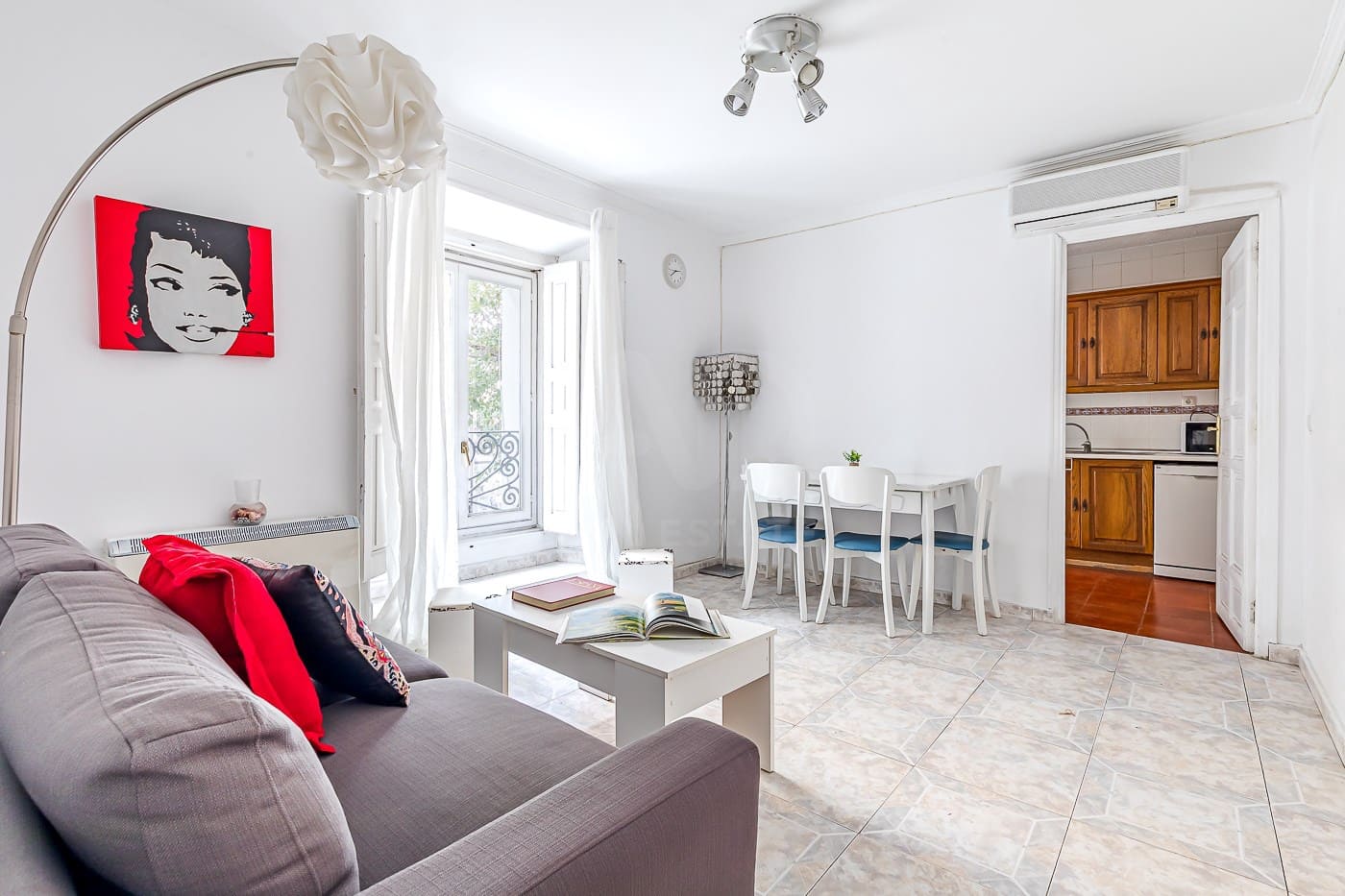 Apartamento de 4 habitaciones en Madrid ciudad en venta - 740.000 € (Ref: 9991382)