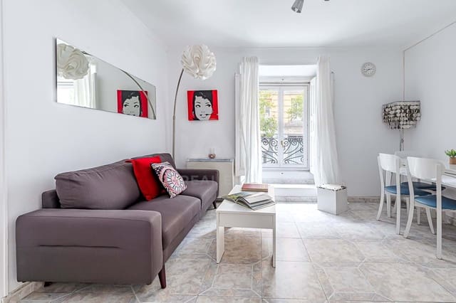 4 soveværelse Lejlighed til salg i Universidad, Madrid by - € 740.000 (Ref: 9991382)