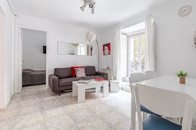 4 soveværelse Lejlighed til salg i Universidad, Madrid by - € 740.000 (Ref: 9991382)