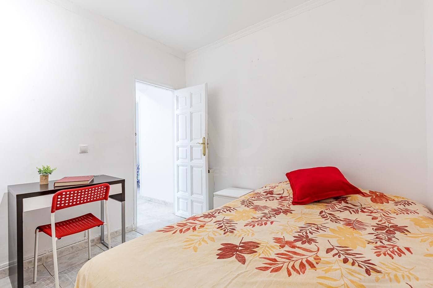 Apartamento de 4 habitaciones en Madrid ciudad en venta - 740.000 € (Ref: 9991382)