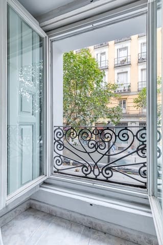 4 soveværelse Lejlighed til salg i Universidad, Madrid by - € 740.000 (Ref: 9991382)