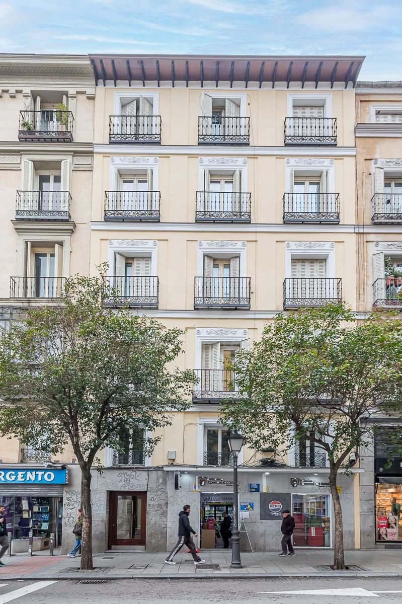 Apartamento de 4 habitaciones en Madrid ciudad en venta - 740.000 € (Ref: 9991382)