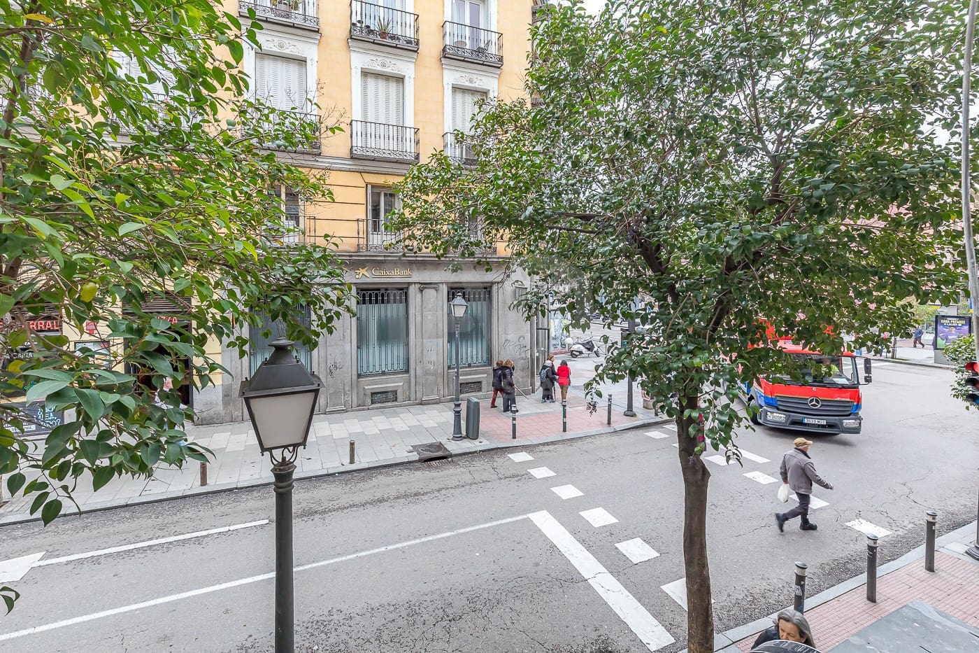 Apartamento de 4 habitaciones en Madrid ciudad en venta - 740.000 € (Ref: 9991382)
