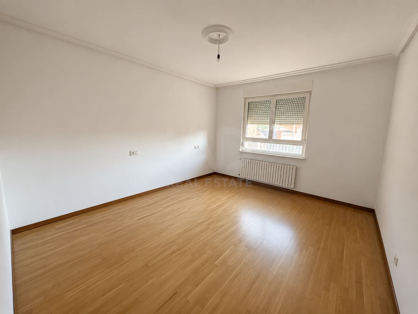 8 Zimmer Haus zu verkaufen in Leon Stadt mit Garage - 345.000 € (Ref: 9991384)