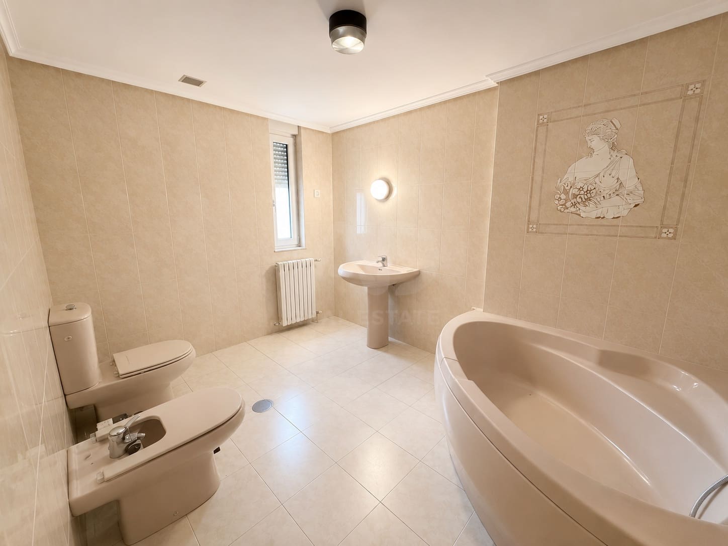 8 Zimmer Haus zu verkaufen in Leon Stadt mit Garage - 345.000 € (Ref: 9991384)